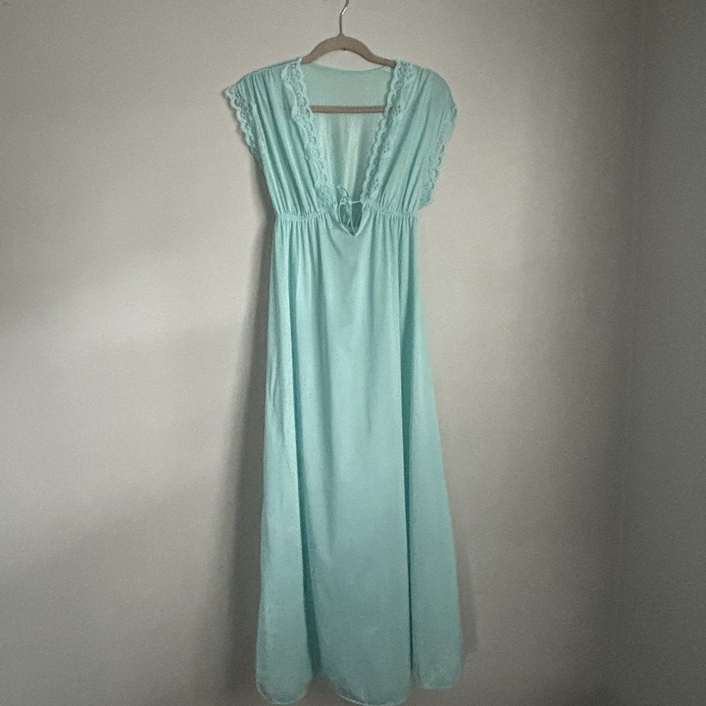 Vintage Silky Maxi Nightgown With Lace Trim Light Blueish Green Size Small